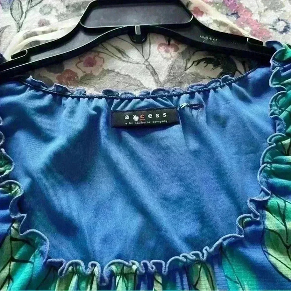 Women axcess size LP top no size tag​ - Picture 3 of 5